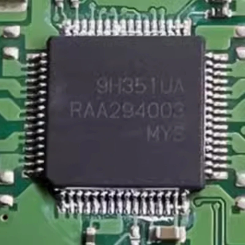 

RAA294003 QFP64 New Original IC Chip Car Computer Board