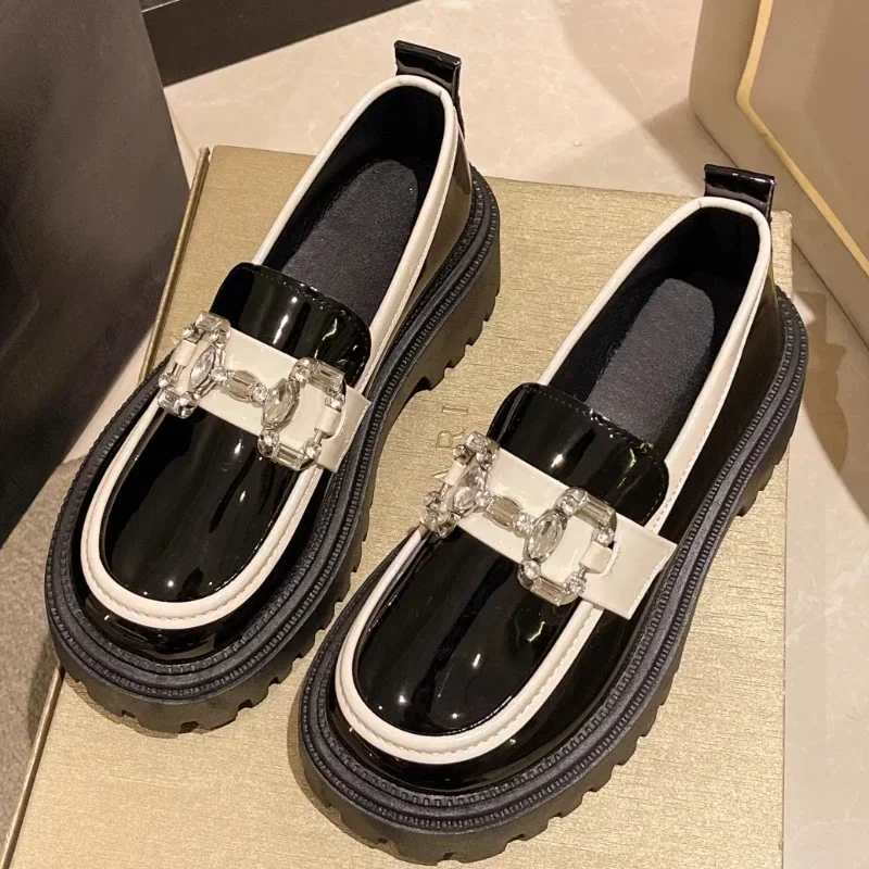 

2024 New Autumn Loafers Women's British Style Single Shoes Muffin Platform Slip-on Small Leather Shoes