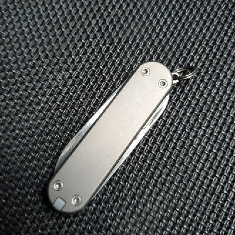 1 Pair Titanium Alloy Handle Scales for VICTORINOX RAMBLER 0.6225 58mm Knives