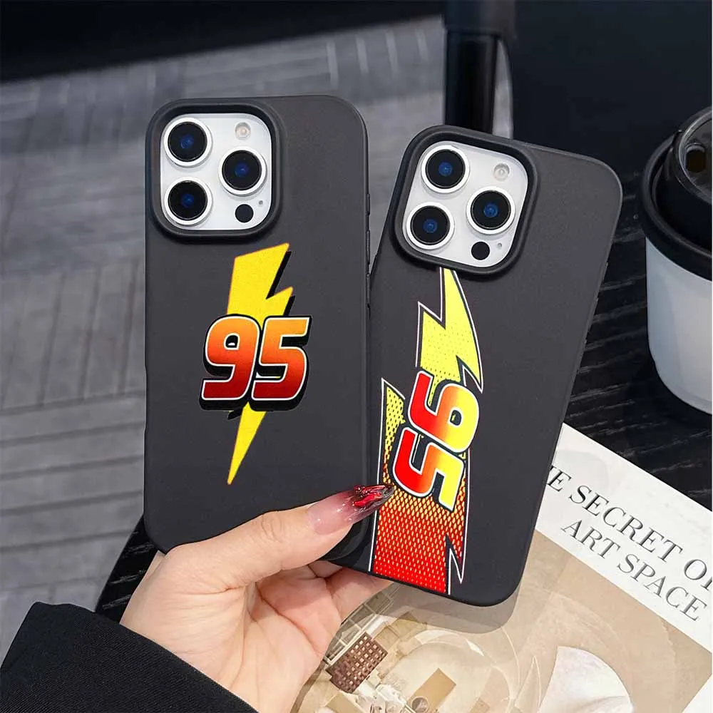 Disney Cars Lightning McQueen для iPhone 16, 15, 14, 13, 12, 11 mini XS Max 8 7 Pro Max Plus, мягкий чехол для телефона с матовыми большими отверстиями