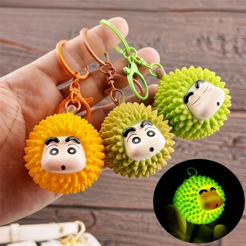 

Мультяшный ночник-брелок в виде милой светящейся куклы Шин-чана в виде дуриана, маленький подарок, украшение для автомобиля, рюкзака, сумки