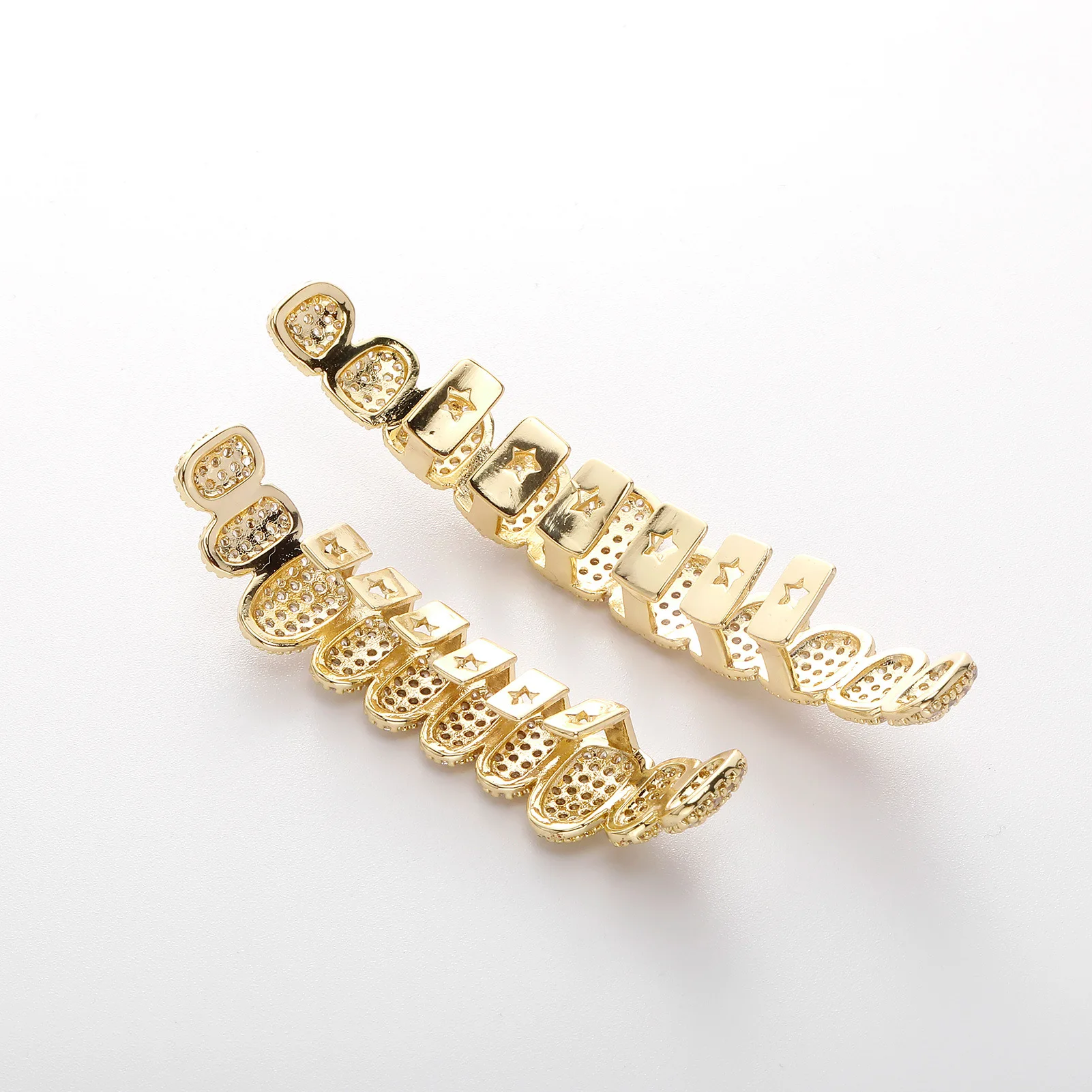 Hochwertige Luxus-Grillz mit 10 Ober- und 5 Unterzähnen, 5A CZ-Steinen, Punk-Rapper-Stil, 14K vergoldet, Zirkon-Zahnkappen, Mundschmuck – Detail 4