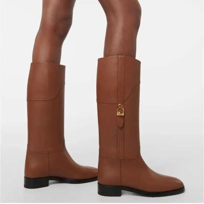 Spring 2024 Round Toe Minimalist Fashion Boots With A Heel Height Of 3cm/Stitching/Metal Decoration/Brown Knee Length Boots