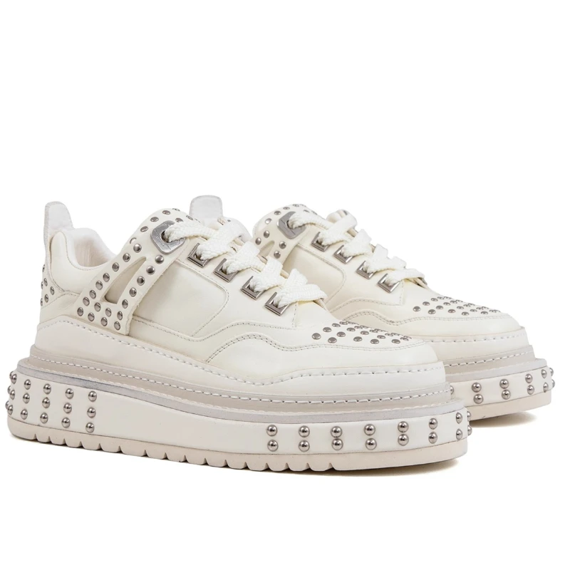 

White Horse Leather Casual Shoes for Men's British Original Metal Rivet Design Board Shoes Thick Soled Height Increasing Shoes