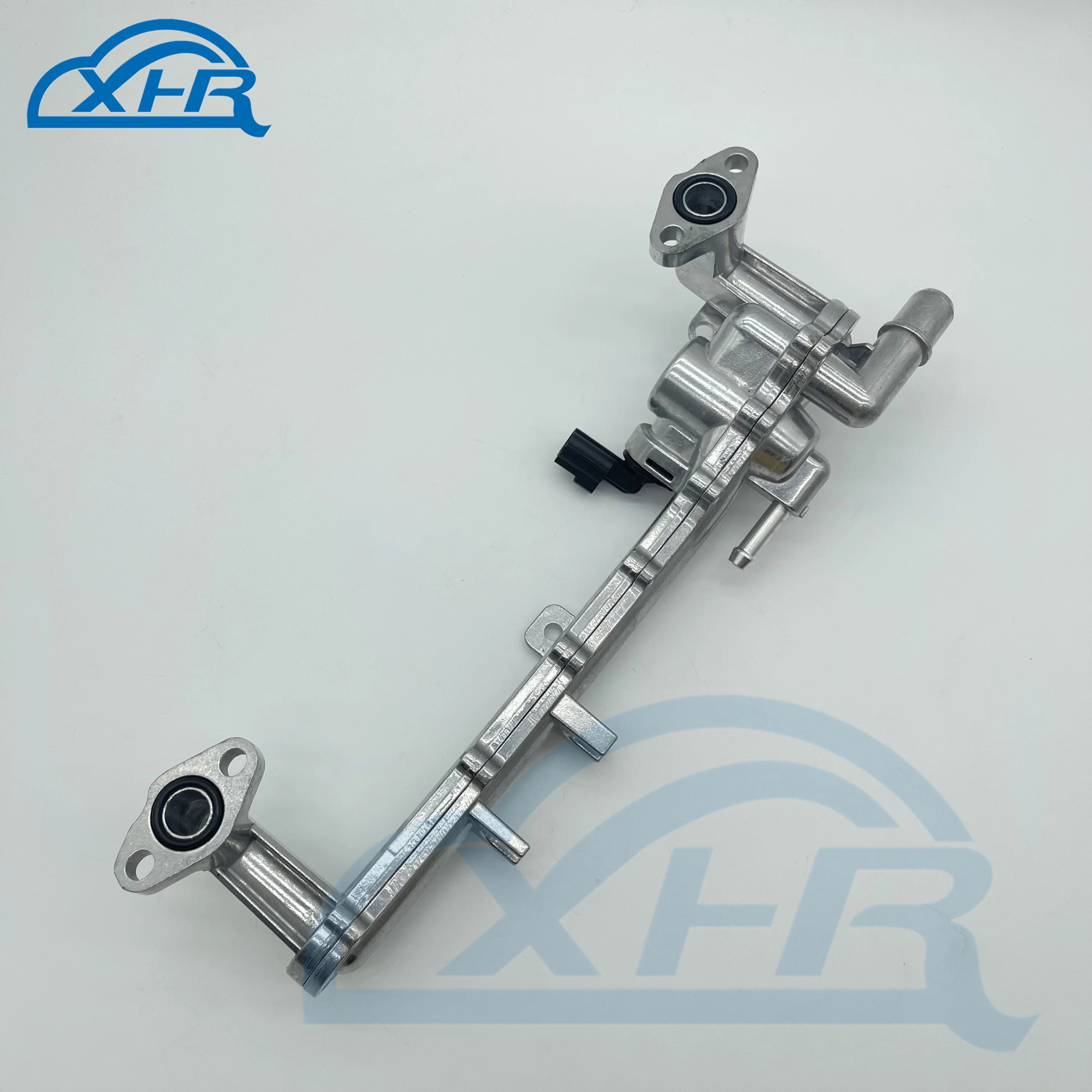 LR018273  Aluminium Engine block to heater inlet Throttle heater inlet pipe for Range Rover Jaguar XJ XF 5.0