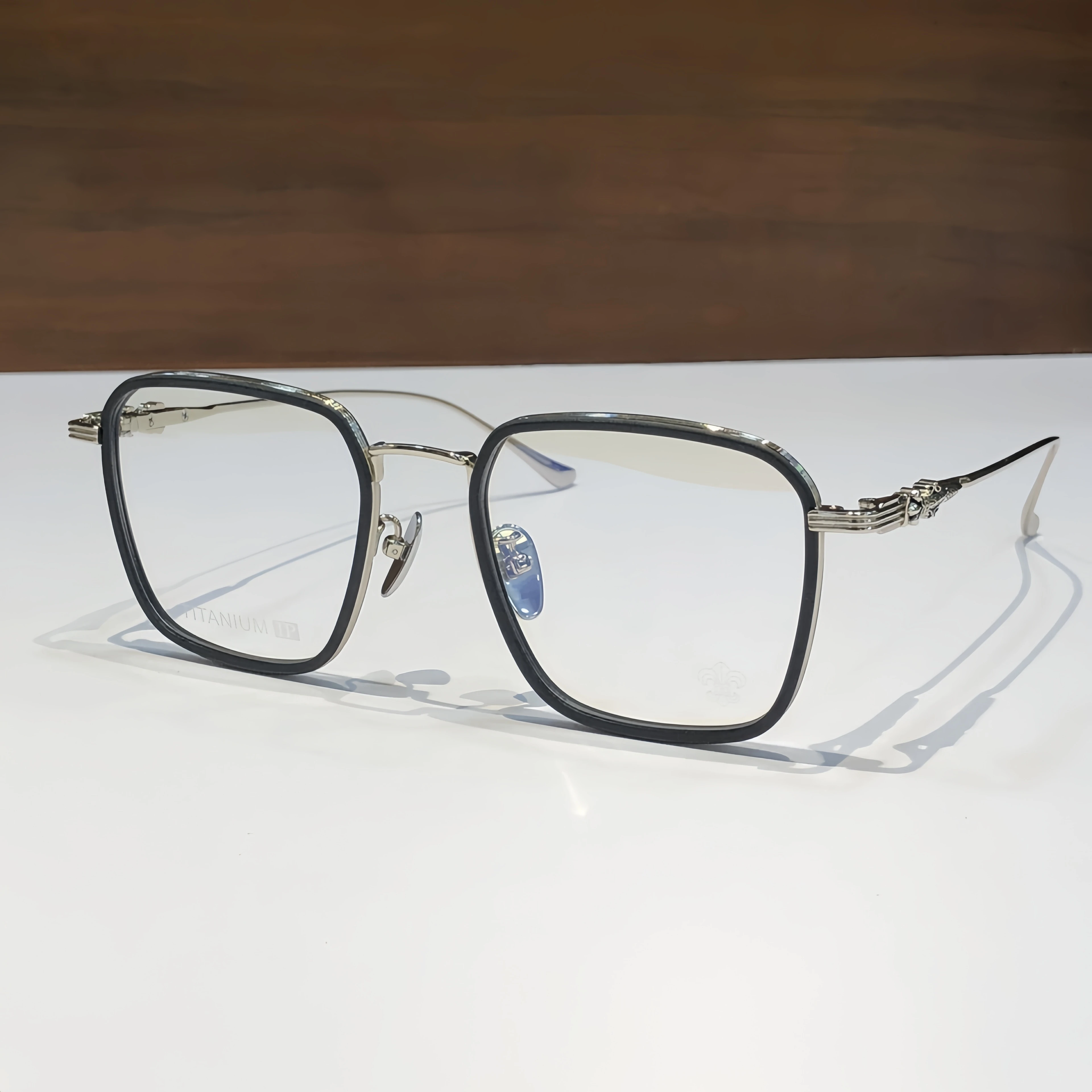 

Pure Titanium Glasses Frame Men Classic Designer Square Personality Women Fashion Ultra Light Myopia Prescription Glasses