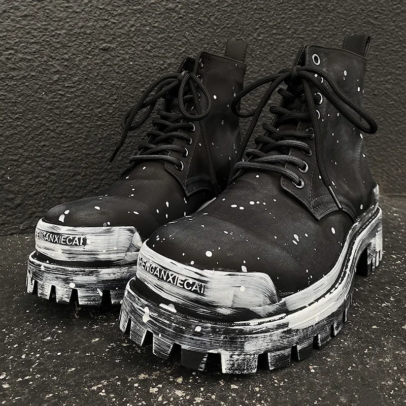 

Pop High Quality Safety Walking Sneakers Men Leather Graffiti Boots Retro Style Trend Gothic Rock Knight Boots Men Casual Shoes