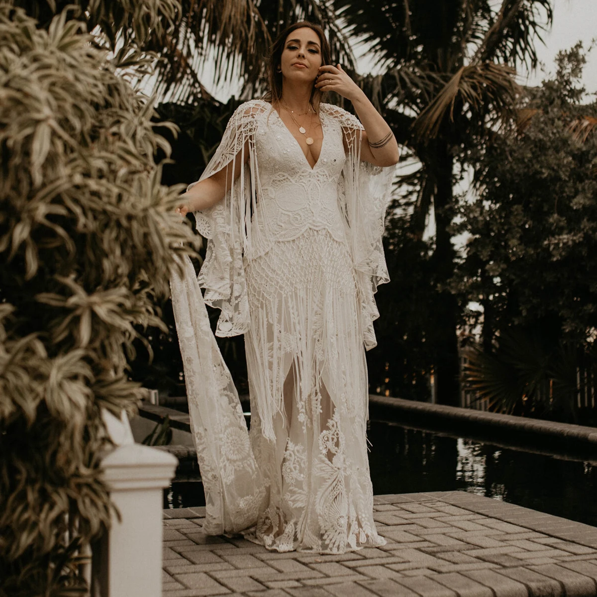 V Neck Floral Lace Long Flare Split Sleeves Fringed Wedding Dress Customized Plus Size Beading Lace Backless Tassels Bridal Gown