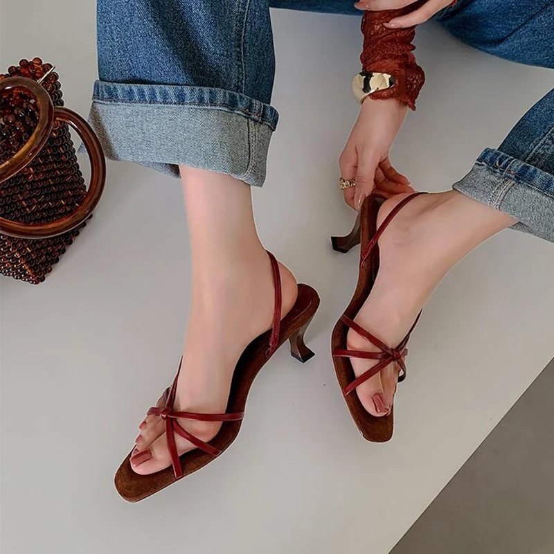 French Style Narrow Band Kitten Heel Sandals Women Summer Shoes 2024 New Arrival Cowide Leather Open Square Toe Sandals Wine Red