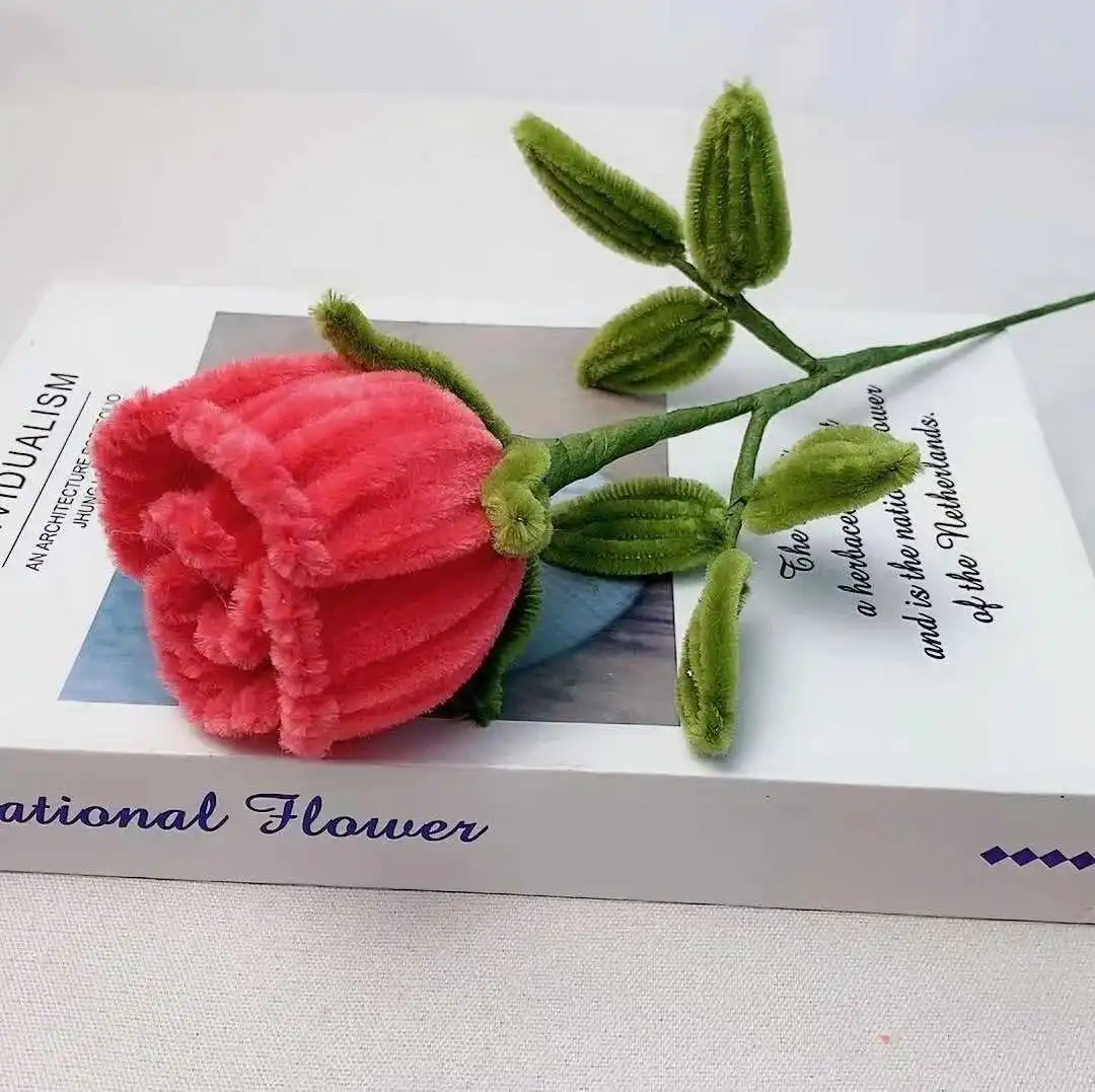 223Pcs Rose Pipe Cleaner Craft Kit DIY Flower Bouquet Material Pack with Tutorial Card Beginner Friendly Holiday Party Art Decor