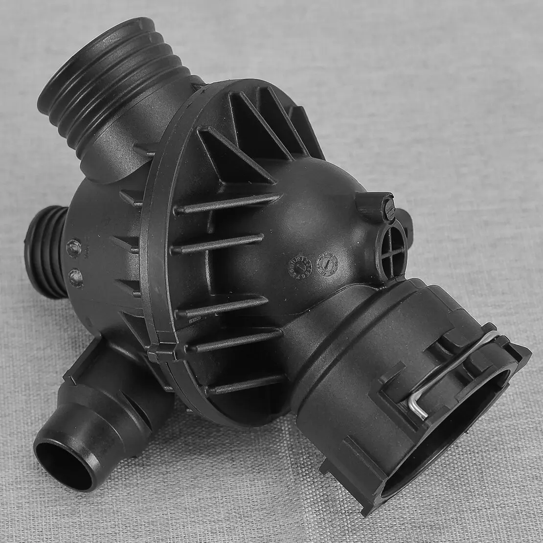 11537598865 11532394968 Car Engine Coolant Thermostat Housing Assembly Fit For BMW 328i 335i 435i M235i M240i Black