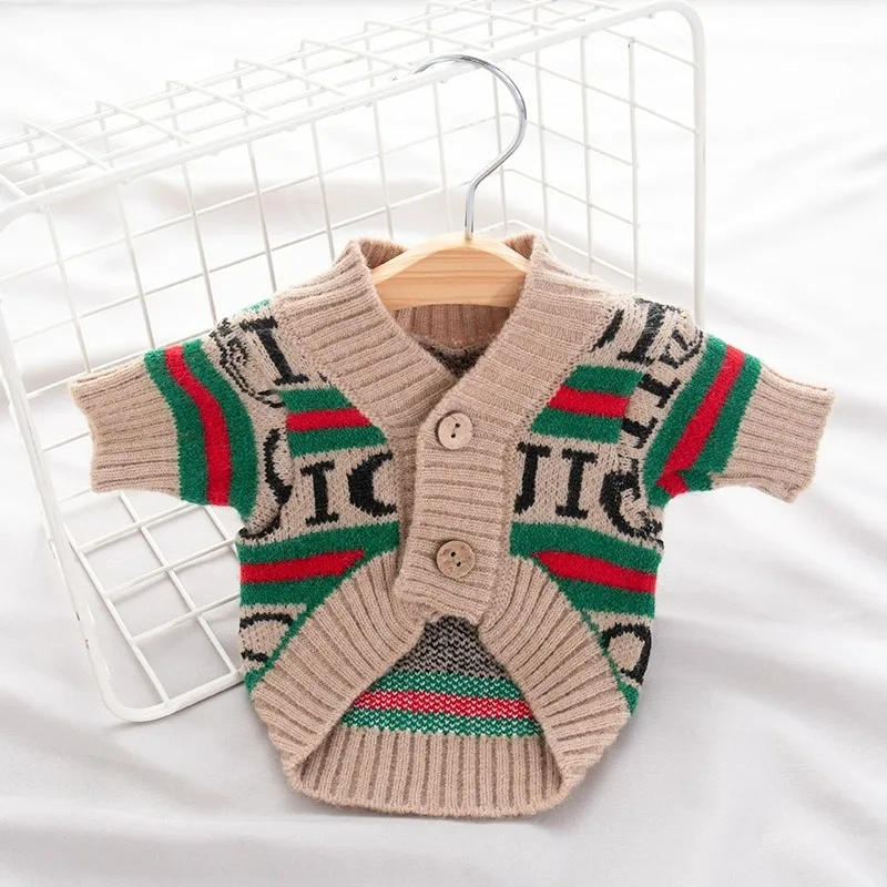 Pet Dog Sweater For Small Medium Dogs Classics Letter Cat Sweater Autumn Winter Warn Dogs Coat Teddy Bear Puppy Cat Pet Clothing