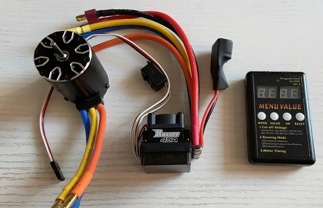 

SURPASS Rocket 540 Brushless Sensorless Motor 45A 2-4S BEC ESC+Programmer COMBO For 1/10 Rc Car Trucks SCT Traxxas HSP Wltoys