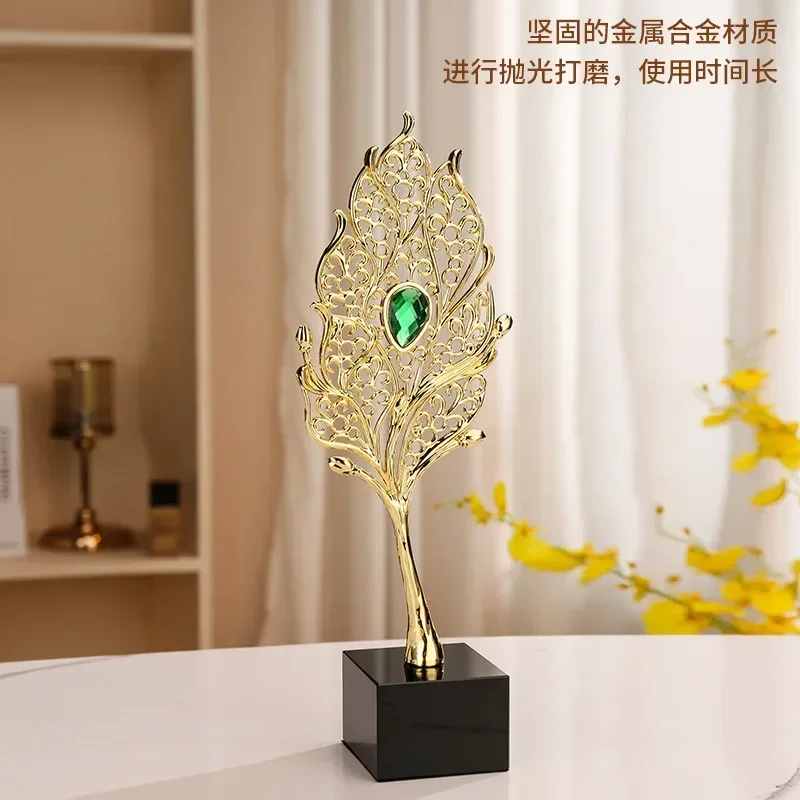 Light luxury peacock feather alloy ornament, creative home furnishing, living room decoration, high sense
