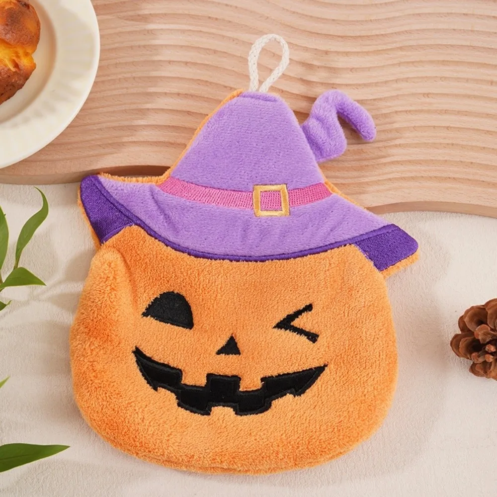 Ultra Absorbent Halloween Towels Coral Fleece Quick Drying Pumpkin Hand Towels Hanging Loop Soft Ghost Pirate Towel Home Use