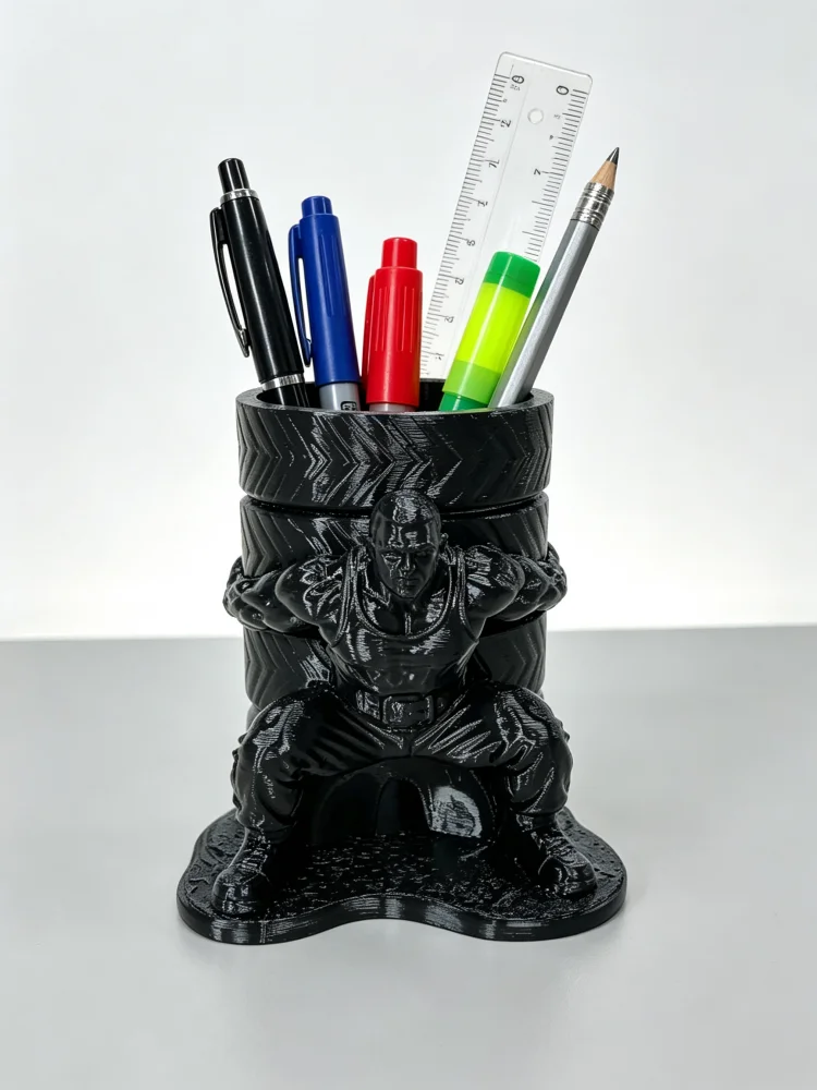 Muscular Man Sculpture Pen Holder, Man-Shaped Strongman Pencil Holder with a Tire, Quirky Creative Desktop Pen Holder, Petg Matte Plastic Large-Capacity Pen Cup, Desktop Stationery Organizer, Office Supplies Storage Box, Stable Base, Practical Storage to Keep the Desk Tidy, Cool Desktop Decoration, Suitable for Students, Office Workers, Fitness Enthusiasts, Novelty Gift for Men