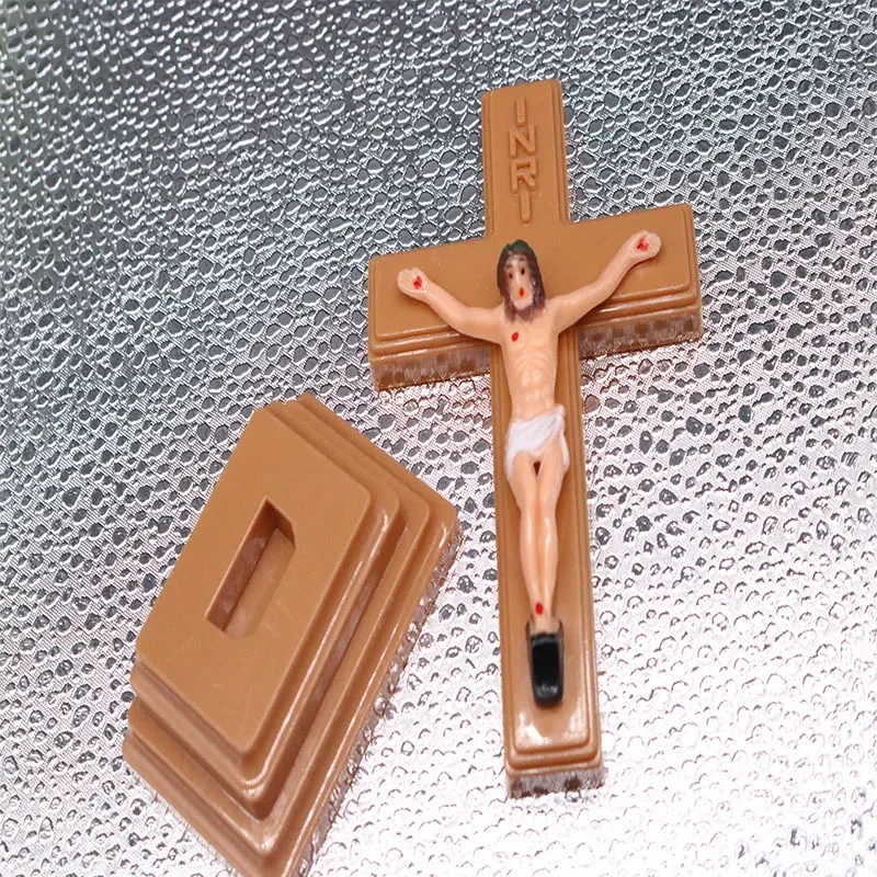 Plastic decorative cross, wall hangings of the classic Jesus cross. 130x80mm
