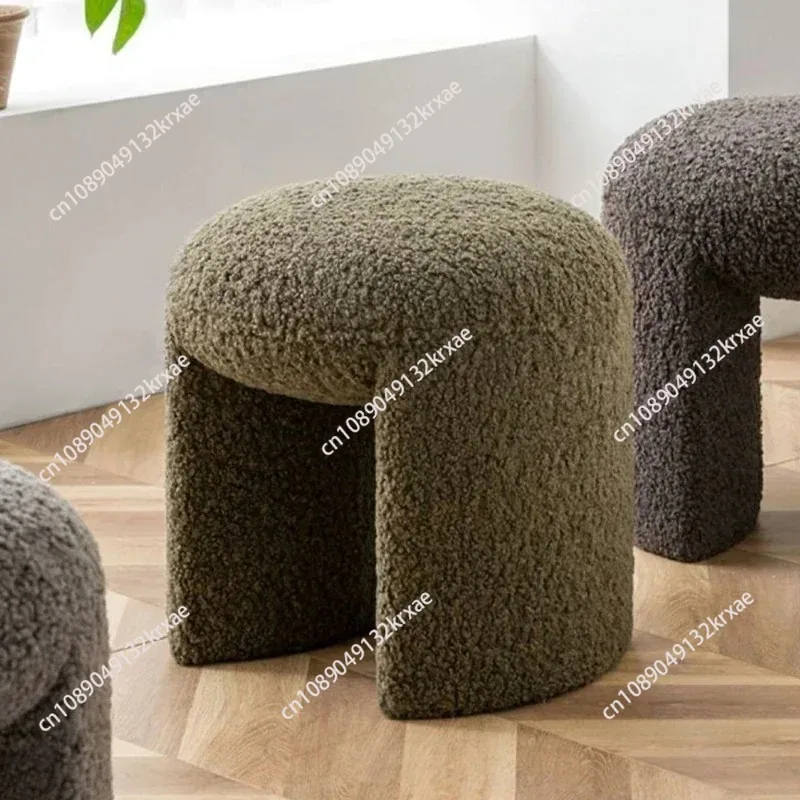 Мебель Для Дома Cute Soft Ottoman Pouf Simple Shoe Dressing Stool Small Round Makeup Pouf Footrest Cashmere Fleece 45x45x43cm