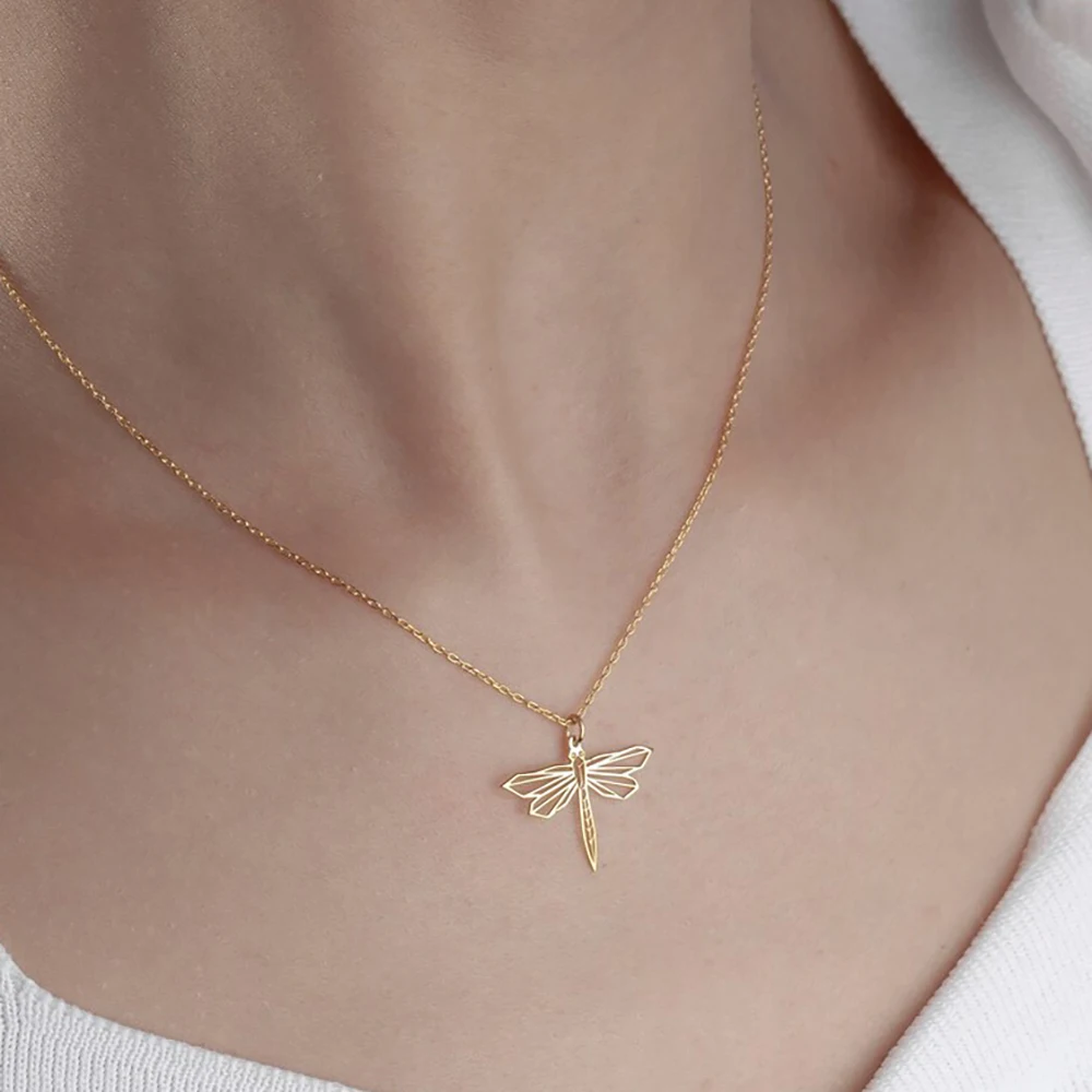 

Dragonfly Pendant - Stainless Steel Material - Simple Chain - Exquisite Jewelry for Girlfriend or Mother