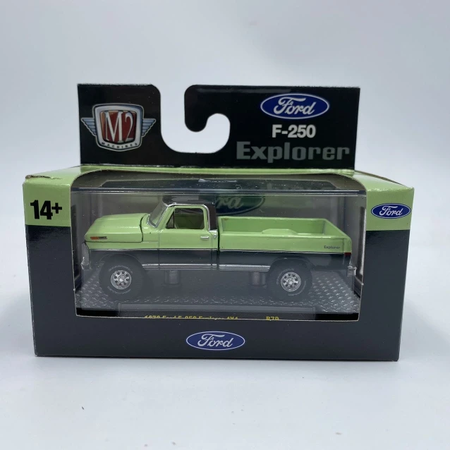 M2 Machines 1:64 1972 for Ford  F-250 explorer 4x4 Diecast Model Car Kids Toys Gift