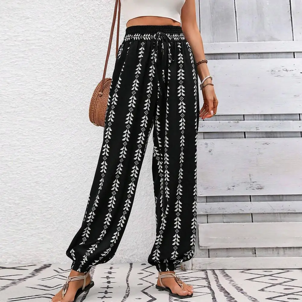 

Side Pocket Shorts Fashionable Women's Bloomers Elastic Waist Wide Leg Pants with Adjustable Drawstring Side Pockets Print