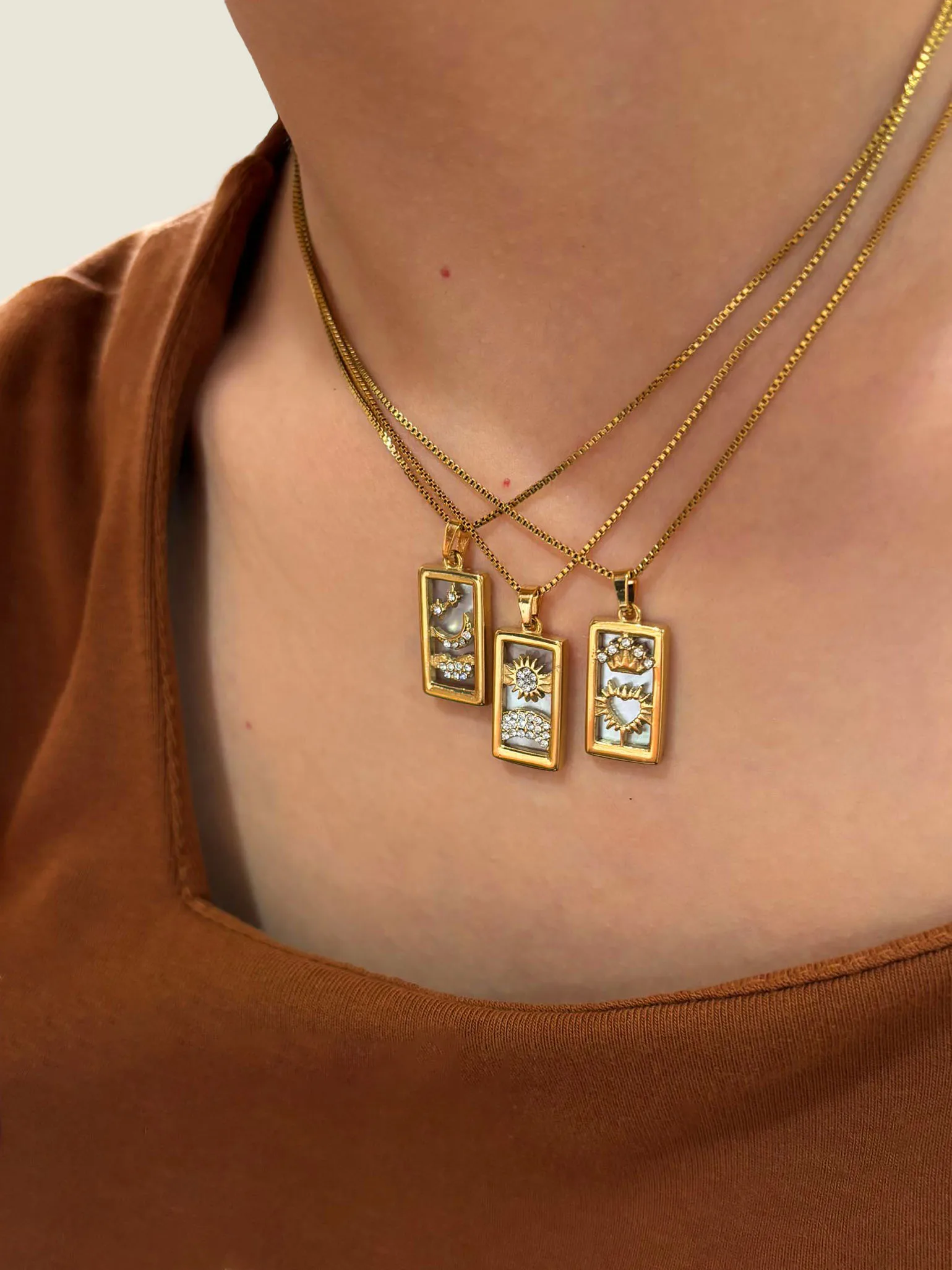 Peri'sbox Fashion Shiny Rhinestone Natural Mother of Pearl Square Tarot Card Pendant Necklaces for Women Stainless Steel Jewelry