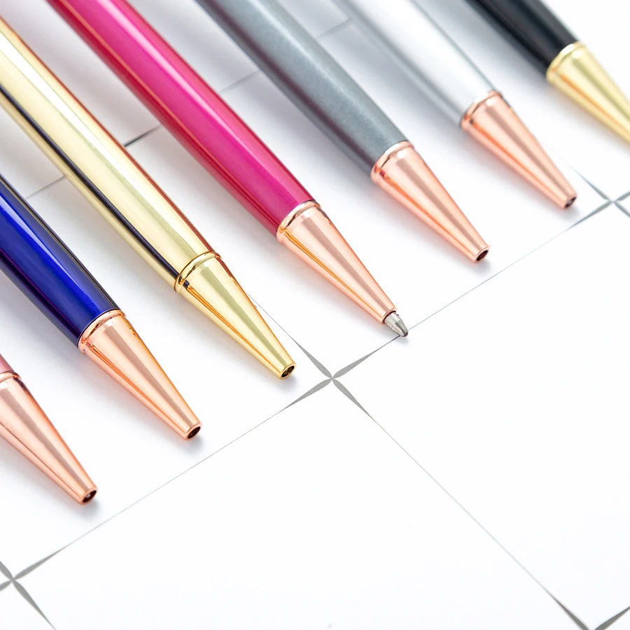 Luxuriöser, farbenfroher Kugelschreiber mit Ölgoldpulver und Treibsand-Effekt, 1,0 mm, drehbarer Metallkugelschreiber für Schule und Büro – Detail 3