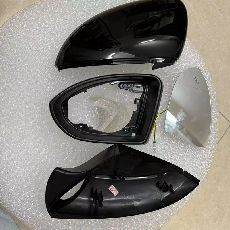 The rearview mirror frame/underside cover is suitable for the Volkswagen Jetta MK7 US version from 2019 to 2025.