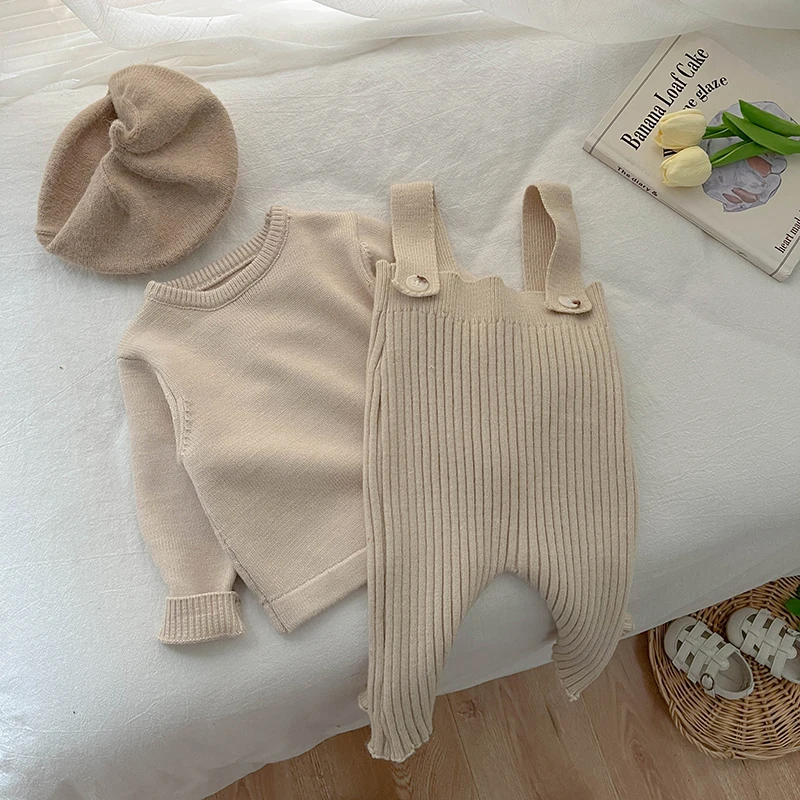 Autumn Newborn Baby Girl Baby Clothes With Solid Color Knitted Pants Girls Casual Pit Strap Pants Set Baby Outing Clothes