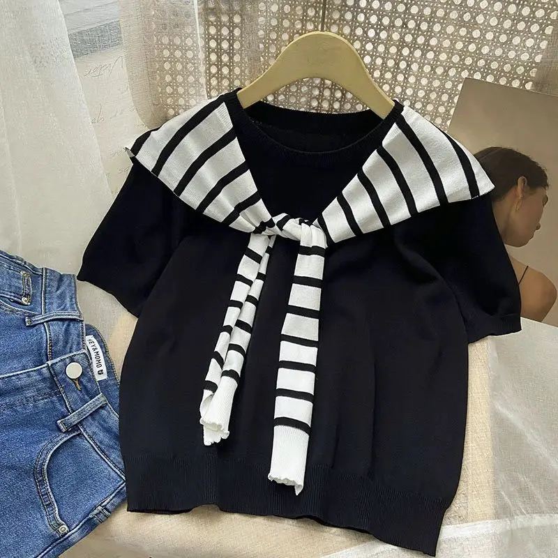 White Short-sleeved Summer New Style Knitted Sweater with Striped Shawl  Niche Two-piece Top Women\'s T-shirt