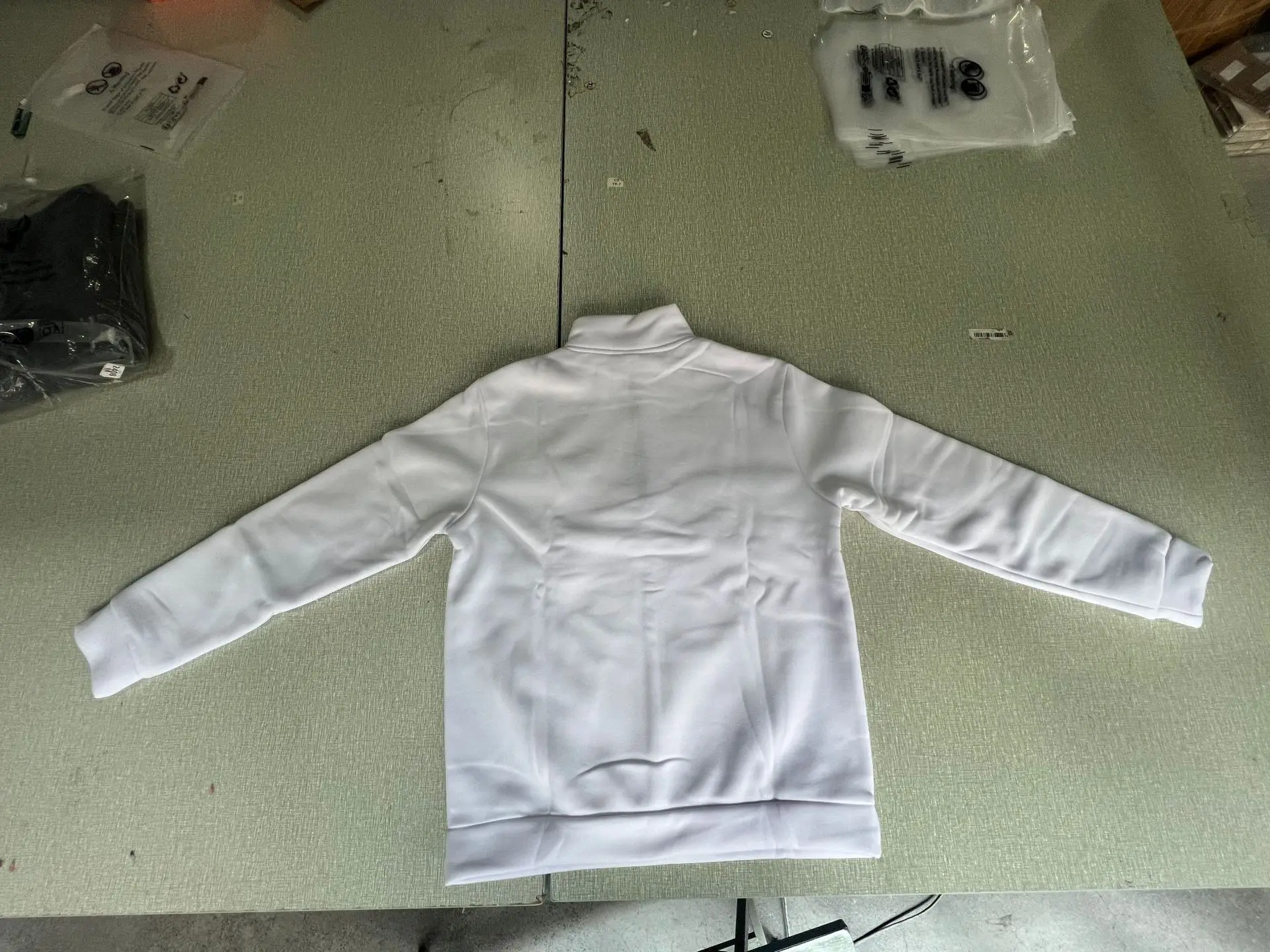 Amerikanischer Herbst- und Winter-Herrenpullover aus schwerem Fleece mit langen Ärmeln, halbem Reißverschluss, lockerem Schnitt und Stehkragen – Detail 6