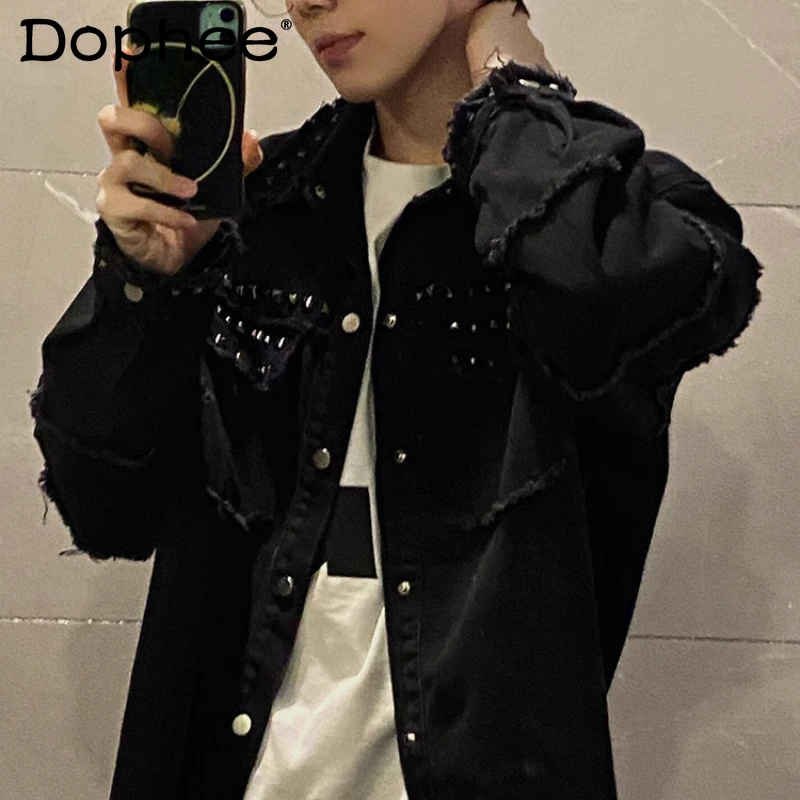 

Fashion High Street Rivet Denim Jackets Men 2025 Autumn New Stylish Loose Couple Coats Masculinity Long Sleeve Chic Denim Coats