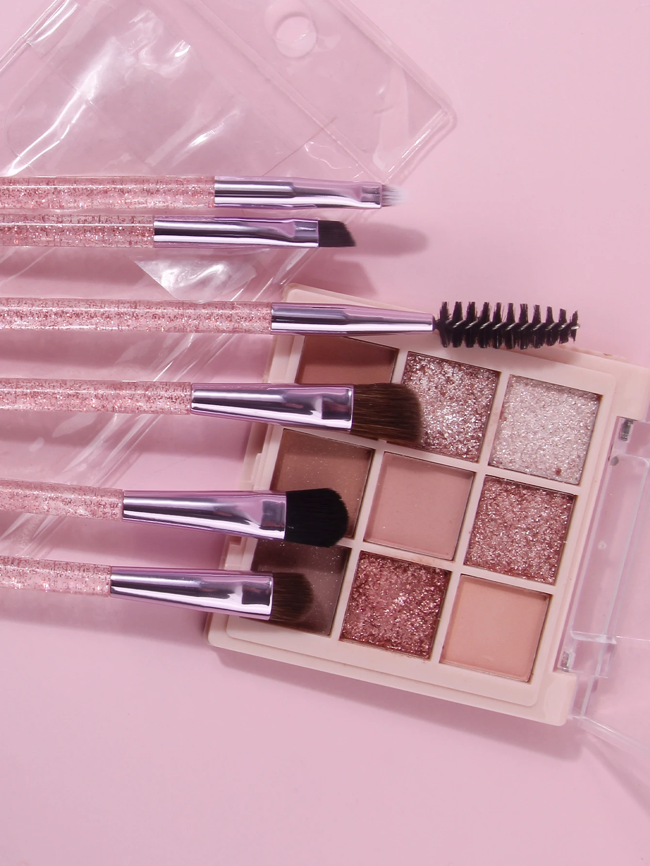 6-teiliges Augen-Make-up-Pinsel-Set: Lidschattenpinsel mit weichen Borsten, Eyeliner-Pinsel, Augenbrauenpinsel, Wimpernbürste, Lippenpinsel, Concealer-Pinsel