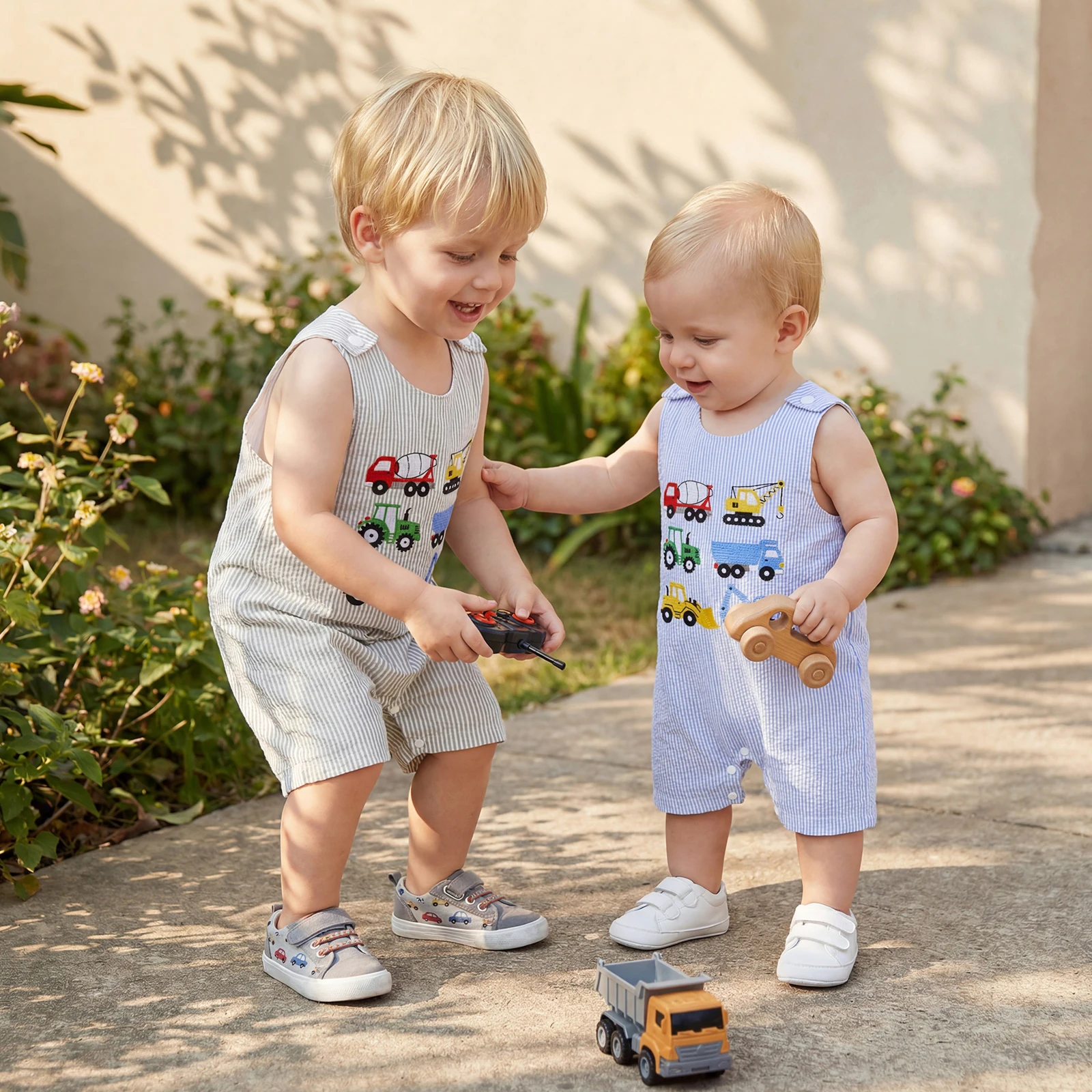 

Infant Baby Boy Summer Romper Fashionable Tractor Excavator Embroidery Sleeveless Striped Jumpsuits