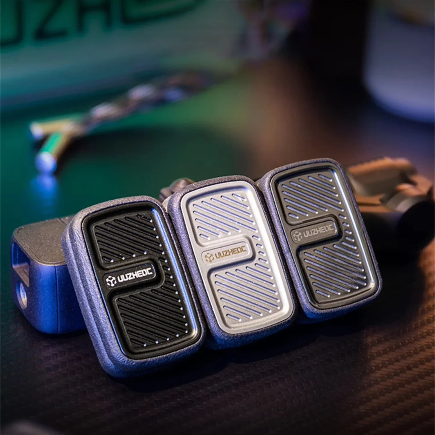 JUZHEN EDC Titanium Vingertop Decompressie Speelgoed Onbeperkt Fidget Slider Spinner Verjaardagscadeau