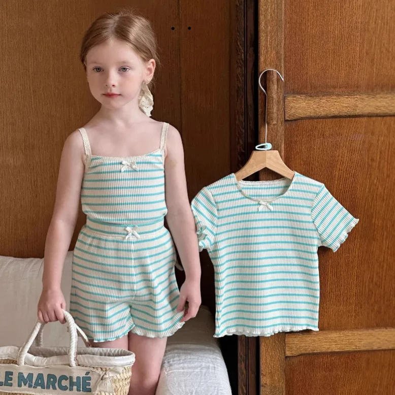 

Striped Suit Casual Cute Sweet and Fashionable 2025 Summer Korean Thin Knitted Vest Short Sleeve T-shirt Shorts 3 Piece Set