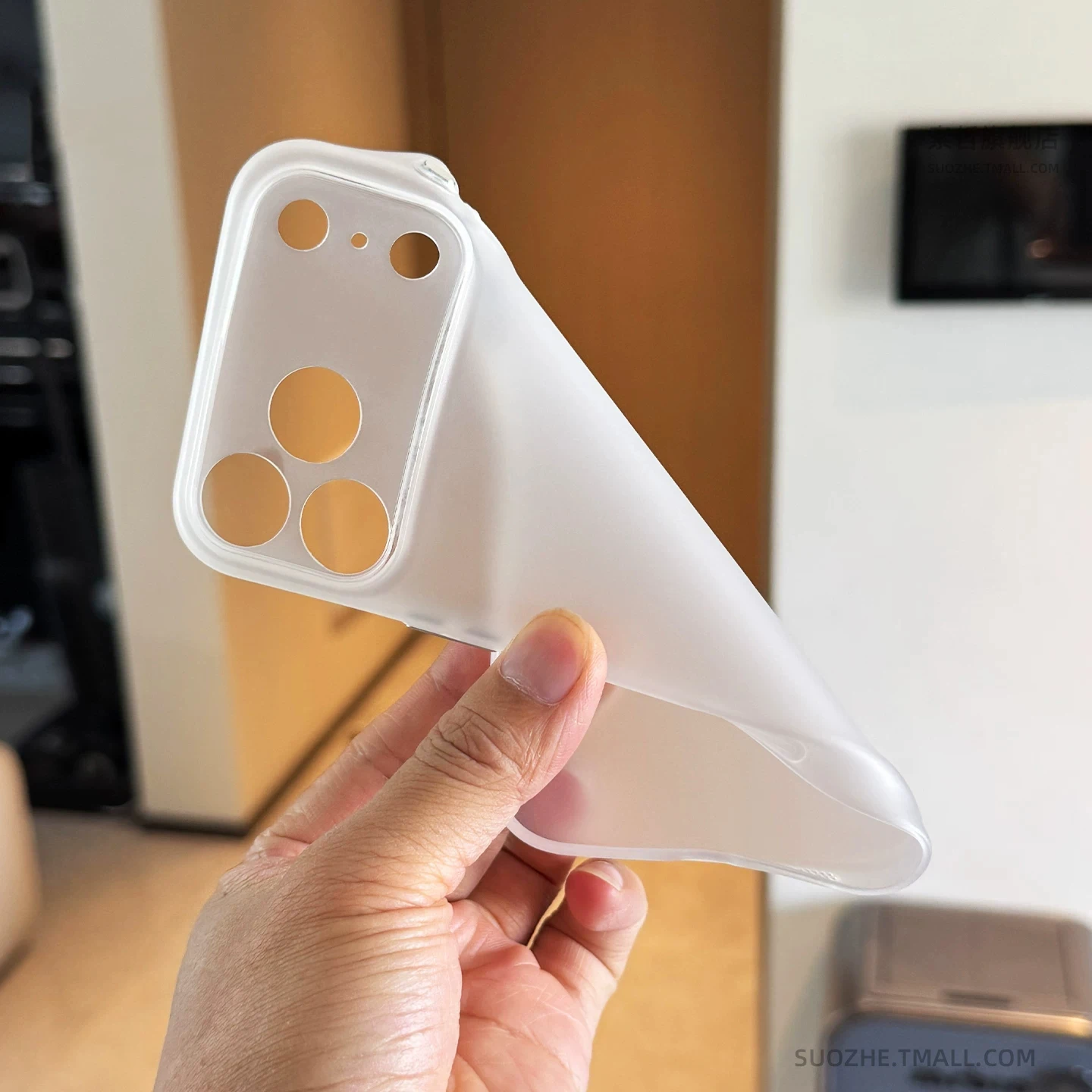 Image of Ultra Dünne Matte Durchsichtige Weiche TPU-Hülle für iPhone 18 17 Pro Max Air 16 15 14 Plus 13 12 mit Tasten- und Kameraschutz Schlanke Abdeckung