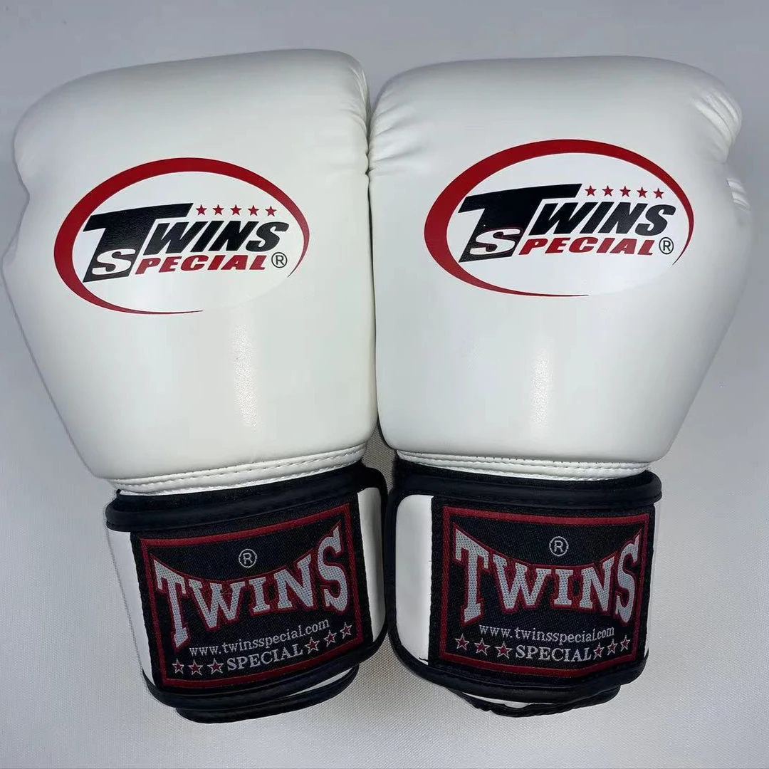Professionele bokshandschoenen Vechten Muay Thai Sanda Bokshandschoen voor mannen en vrouwen Training MMA-handschoenen Boksuitrusting