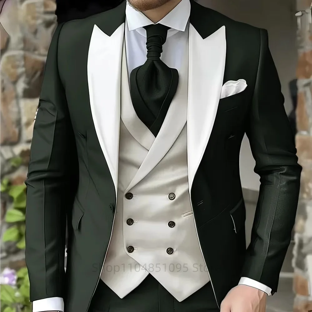 

Pink Men's Elegant Peak Lapel Tuxedo 3-Piece Suit with Blazer Vest And Pants Set for Formal Business Prom Grooming
