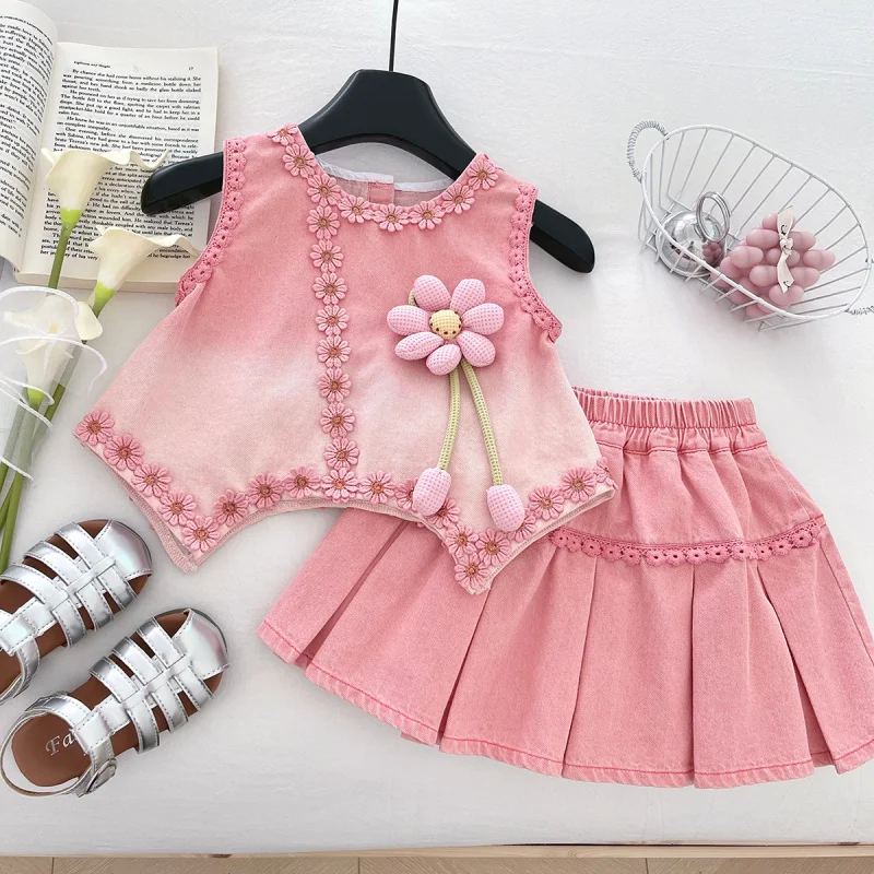 

New Summer Girls' Outfit: Stylish Floral Sleeveless Top and Pleated Skirt Two-Piece Set, Wholesale and Dropshipping Available