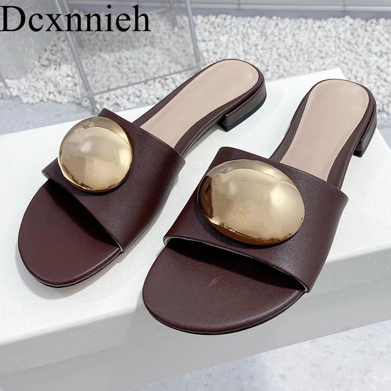 

Summer New Open Toe Metal Decoration Low Heel Slippers Women's Casual Solid Color Sandals Outdoor Versatile Vacation Beach Shoes