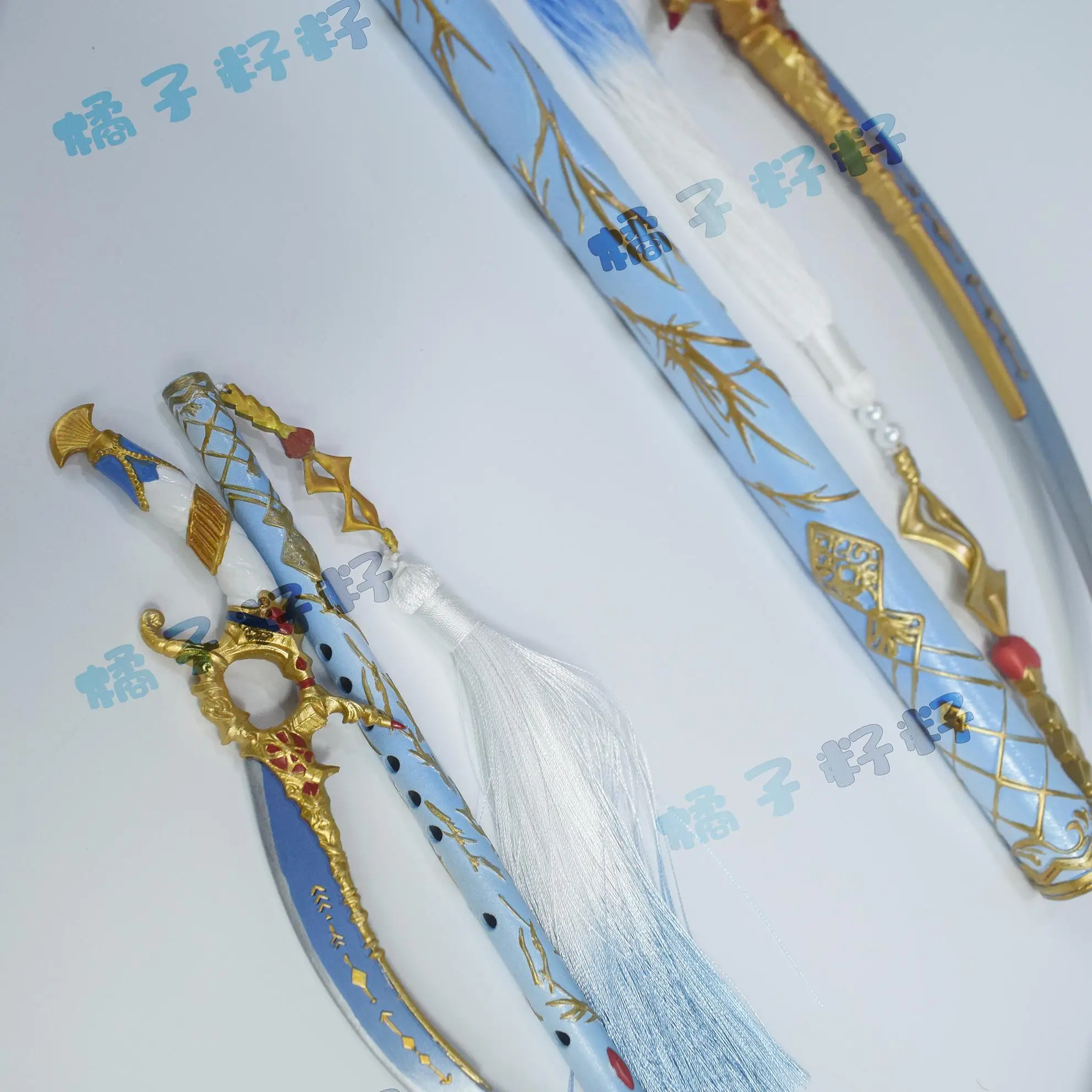 ความรักและ Deepspace Rafayel คอสเพลย์ Prop Rafayel ขลุ่ย Lemurian Sea God ขลุ่ยอาวุธ Mistsea Descent สําหรับ Hallowmas Party Prop