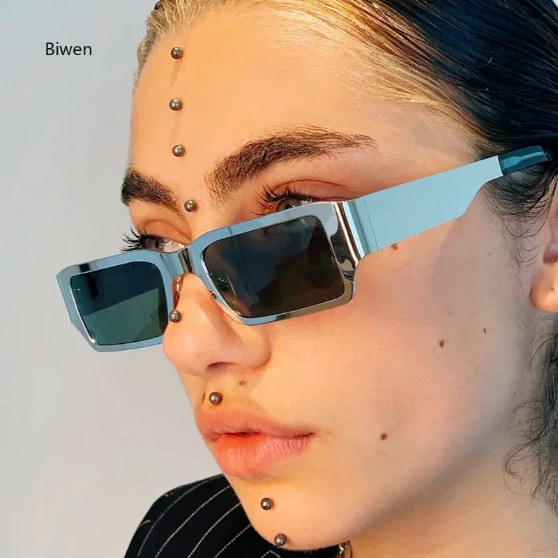 

2024 New Fashion Modern Square Sunglasses Women Vintage Metal Punk Sun Glasses Men Hip Hop Shades Female Show Oculos Feminino
