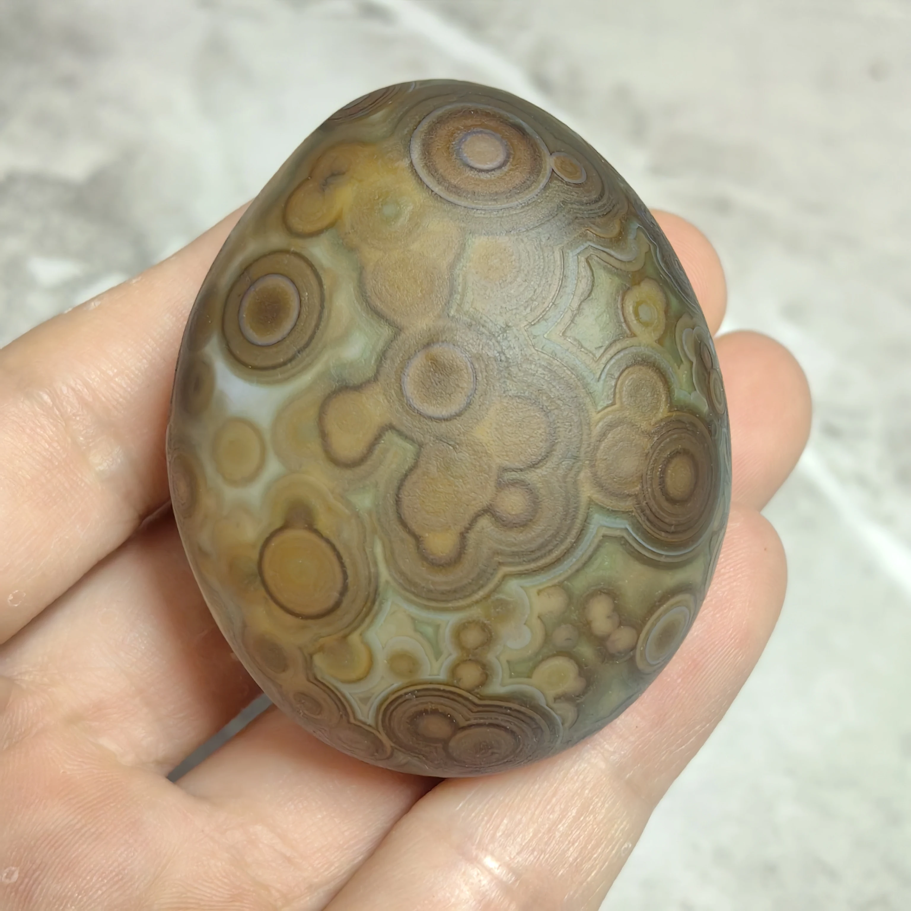 Pure Natural Concentric Eye Crystal Agate, Artistic Conception Palm Stone for Spiritual Meditation, Gift for Prayer & Blessings