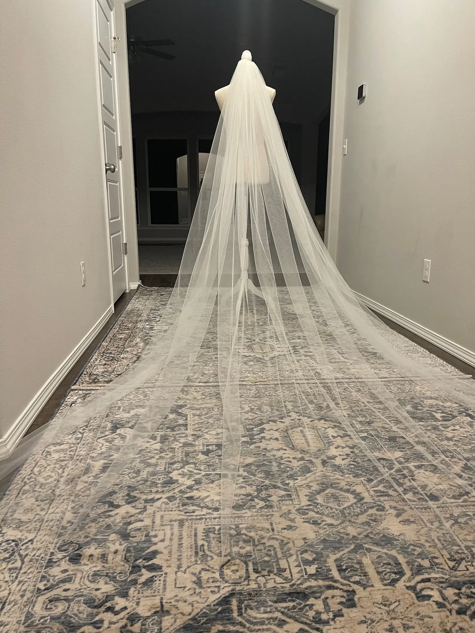 accessori-da-sposa-elegante-velo-da-sposa-bianco-avorio-in-tulle-velo-nuziale-personalizzato-morbido-stile-mantilla-in-pizzo