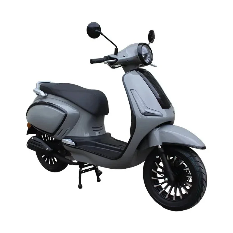The scooter has strong battery life and is suitable for long-distance commuting low consumption