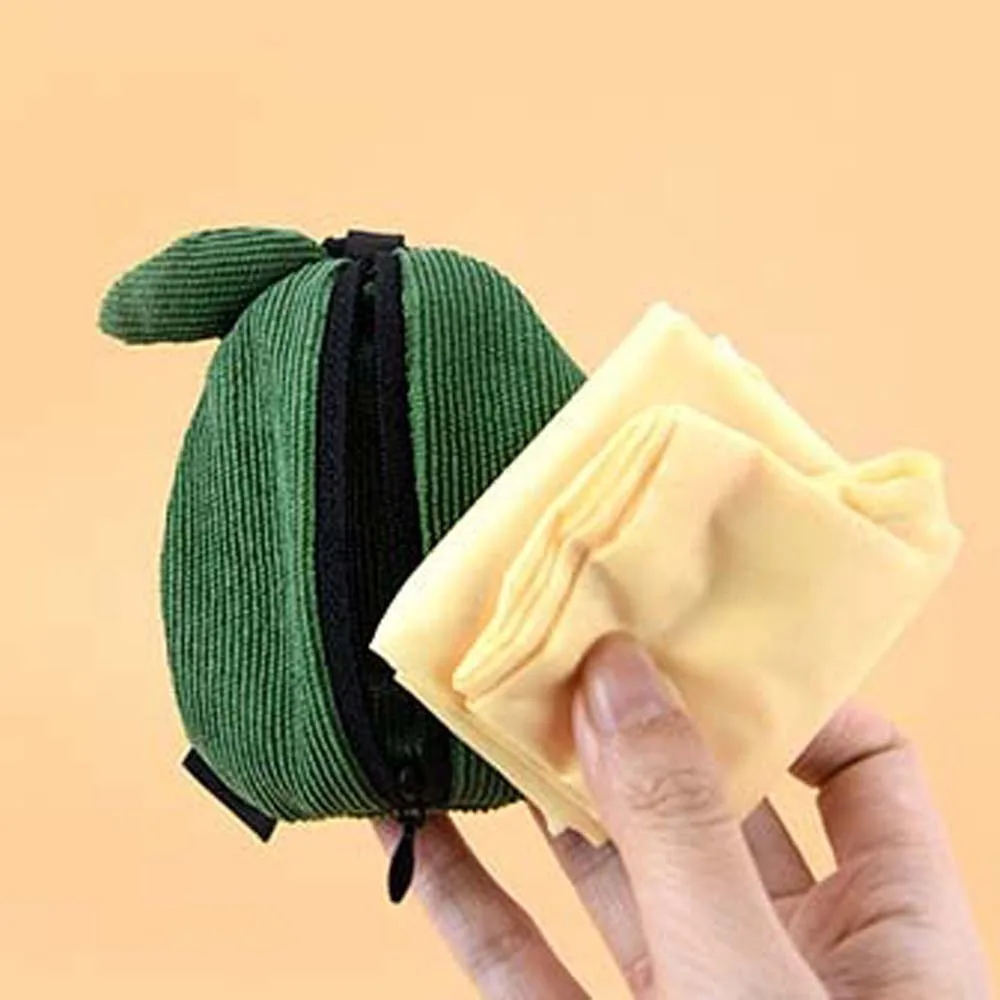 Ciondolo a forma di cartone animato con borsa per la spesa Velluto a coste multifunzionale Custodia pieghevole ecologica per bambola Portachiavi con frutta in peluche carino da viaggio