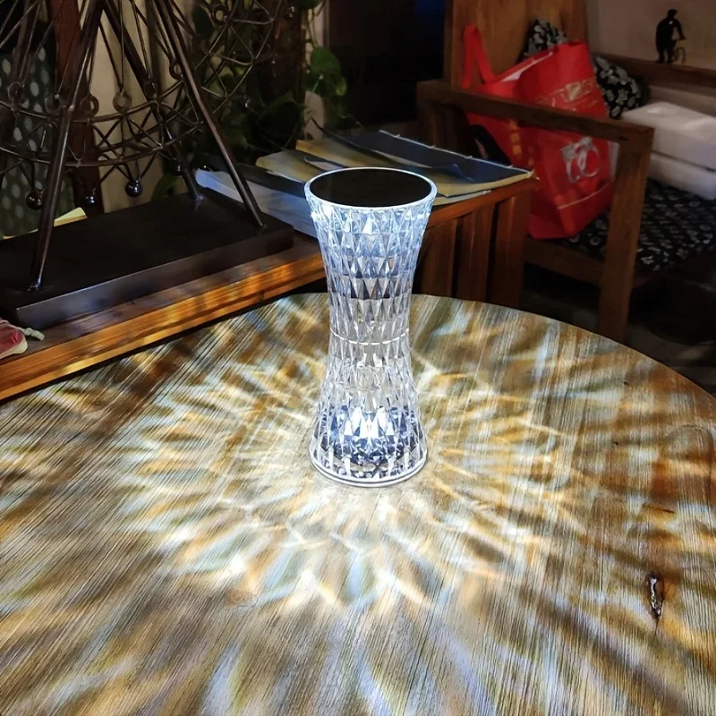 Superbe lampe de chevet à activation tactile avec cristal, ajoutez une touche de luxe à votre chambre à coucher!