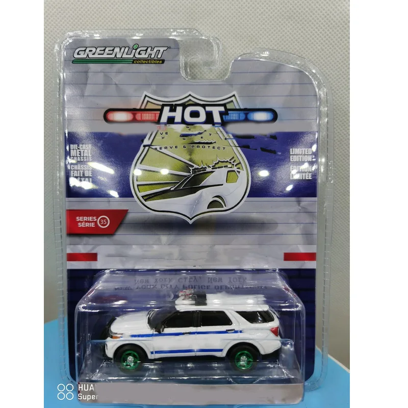 

Green Light 1:64 Explorer Police Car (NYPD) Model Adult Souvenir Gift Static Display Hobby Series