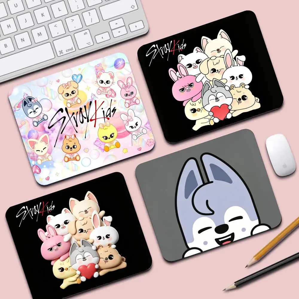Kpop Stray--kids S-skzoo Cool Cartoon Game Mouse Pad For Small Size Gaming Mouse Pad Gamer Keyboard Mouse Mats Computer Desk